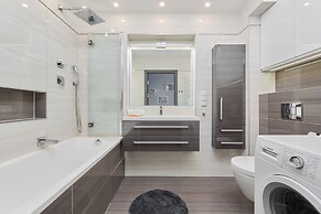 Family Apartment With AC by Renters