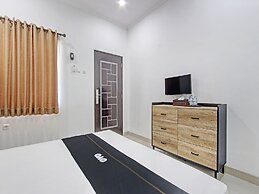 Collection O 93019 Ketemon Hotel & Resto