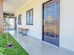 Collection O 93019 Ketemon Hotel & Resto