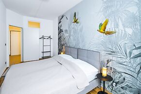 Pappagallo Apartments