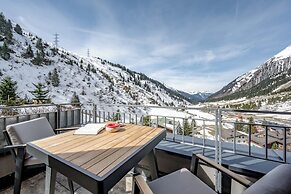 Mondschein Hotel and Chalet
