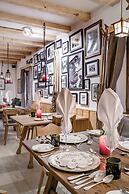 Mondschein Hotel and Chalet