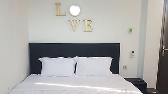 Collection O 93028 Homestay Joglo Ibu