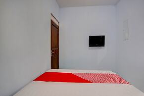 Super OYO 93012 Griya Kencana Asri Syariah