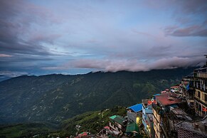 Muscatel Stardust - Chowrasta Mall Road