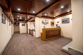 Muscatel Stardust - Chowrasta Mall Road