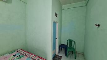 SPOT ON 93020 Rumah Singgah Ganjuran