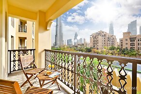 LUX Burj View Suite across Dubai Mall