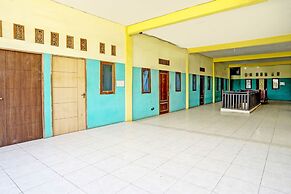 OYO Life 93037 Nova Jaya Homestay Syariah