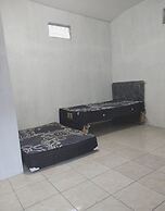 SPOT ON 93042 Lina Homestay Syariah