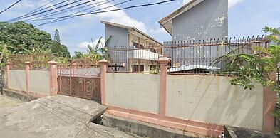 OYO 93060 Wisma Astukara Syariah Near Sejahtera Department Store Pinra