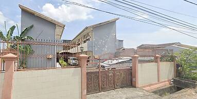 OYO 93060 Wisma Astukara Syariah Near Sejahtera Department Store Pinra