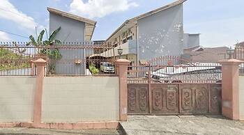 OYO 93060 Wisma Astukara Syariah Near Sejahtera Department Store Pinra