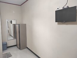 OYO 93060 Wisma Astukara Syariah Near Sejahtera Department Store Pinra