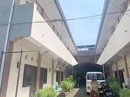 OYO 93060 Wisma Astukara Syariah Near Sejahtera Department Store Pinra