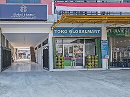 Capital O 92963 Global House Syariah