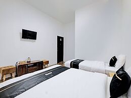 Capital O 92963 Global House Syariah