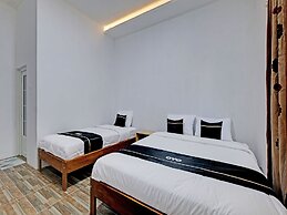 Capital O 92963 Global House Syariah