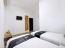 Capital O 92963 Global House Syariah