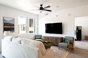 Blue Lagoon 2 Bedroom Condo