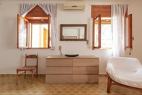 3495 DCB Bilocale by Barbarhouse