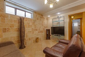 3578 Home In Salento Luna by Barbarhouse