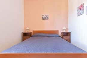 3383 Nomet House by Barbarhouse