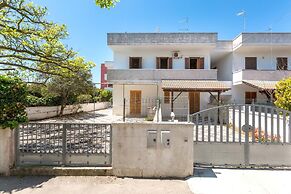 3383 Nomet House by Barbarhouse