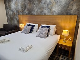 Oddfellows Hotel Bar & Restaurant