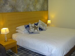 Oddfellows Hotel Bar & Restaurant