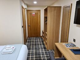 Oddfellows Hotel Bar & Restaurant