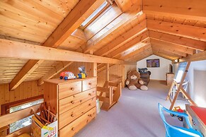 Chalet Theo Family Retreat Contemporary Design