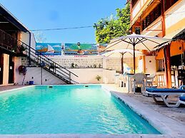 Hotel Chez Tranquilllle