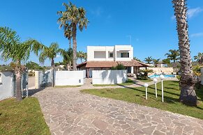 3462 Villa Sunbeach by Barbarhouse