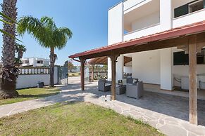 3462 Villa Sunbeach by Barbarhouse