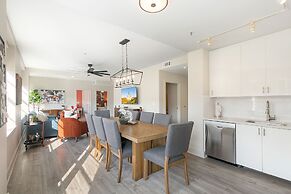 Lively 4BR Condo Steps to French Quarter Unit 518