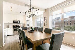 Lively 4BR Condo Steps to French Quarter Unit 518