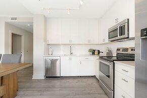 Lively 4BR Condo Steps to French Quarter Unit 518