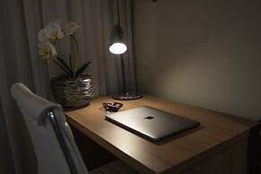 Estúdio Aconchegante, Metrô, Piscina, Sauna, AC