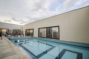 Estúdio Aconchegante, Metrô, Piscina, Sauna, AC