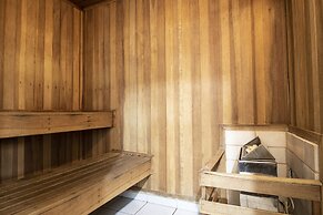 Estúdio Aconchegante, Metrô, Piscina, Sauna, AC