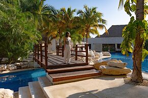 The Sens Riviera By Oasis