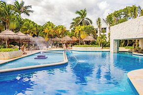 The Sens Riviera By Oasis