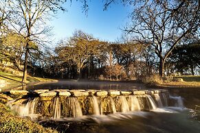 The Springs Retreat.