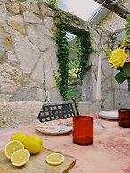 The Springs Retreat.