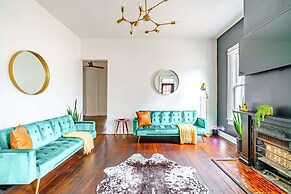 NEW Luxe Pet Friendly Free Parking Downtown