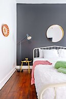 NEW Luxe Pet Friendly Free Parking Downtown