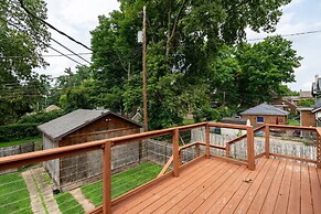 NEW Luxe Pet Friendly Free Parking Downtown