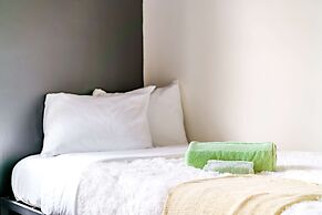 NEW Luxe Pet Friendly Free Parking Downtown