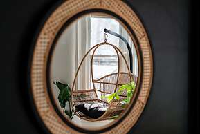 NEW Luxe Pet Friendly Free Parking Downtown